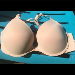 Victoria’s Secret PINK Nude Front-Close PushUp Bra